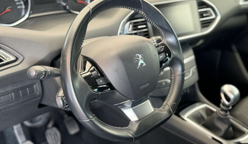 
Peugeot 308 completo									