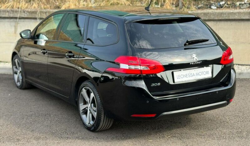 
Peugeot 308 completo									