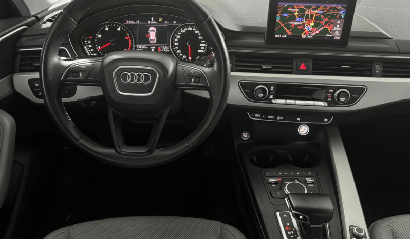 
AUDI A4 completo									