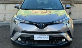 
TOYOTA C-HR completo									