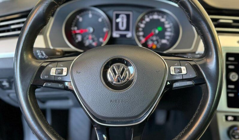 
VOLKSWAGEN PASSAT completo									