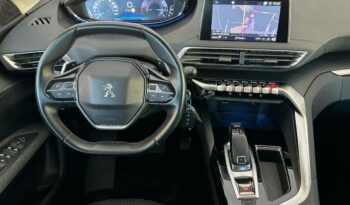 
PEUGEOT 3008 completo									